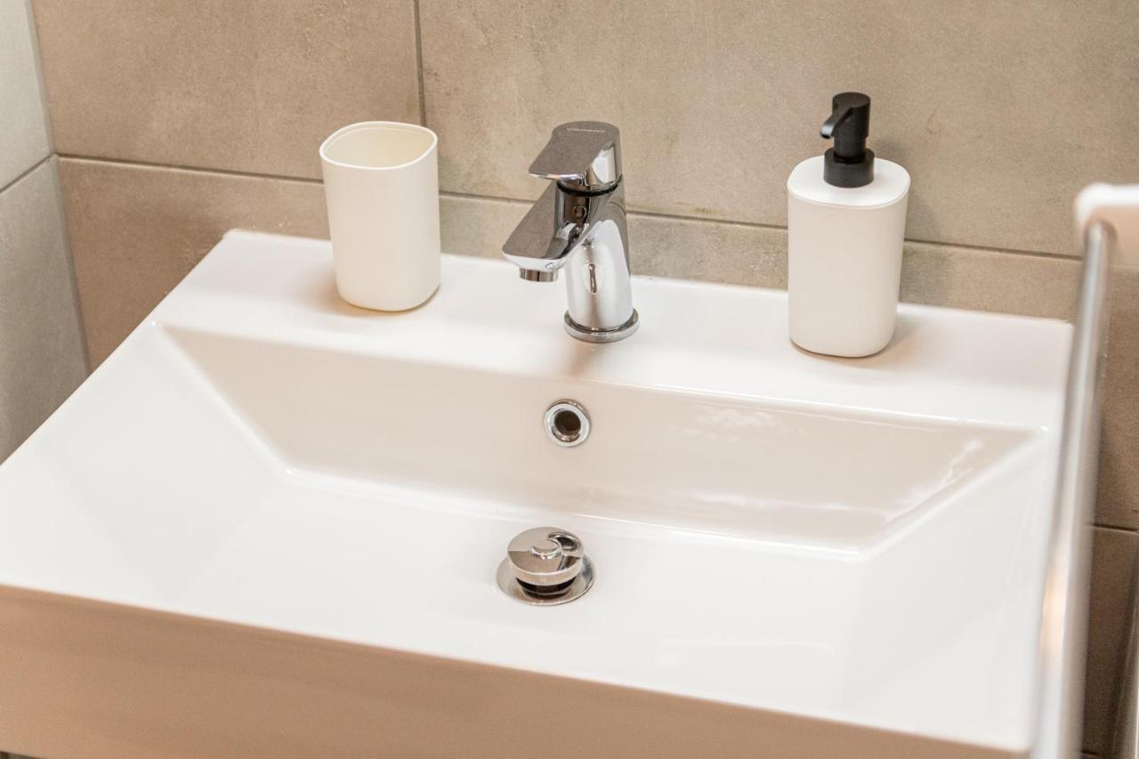 Flexible Selfcheckins 39 - Zagreb - Parking - New Apartman Kültér fotó